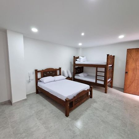 Hotel Antonella Plaza Pinchote Exterior photo